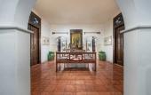 Туры в отель Hotel Tugu Blitar