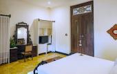 Туры в отель Hotel Tugu Blitar