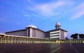 Туры в отель Triniti Hotel Gajah Mada