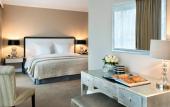Туры в отель Warwick Champs-Elysees Paris