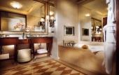 Туры в отель Four Seasons Hotel Macao