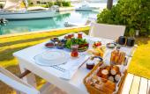 Туры в отель Port Alacati Hotel