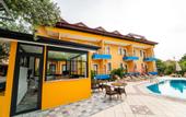 Туры в отель Suzanne Hotel & Restaurant