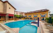 Туры в отель Suzanne Hotel & Restaurant