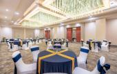 Туры в отель Radisson Hyderabad Hitec City