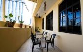 Туры в отель The Explorers Guesthouse and Hostel