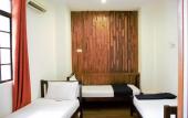 Туры в отель The Explorers Guesthouse and Hostel