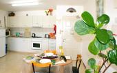 Туры в отель Apollonia Holiday Apartments