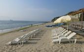 Туры в отель Albizia Hotel