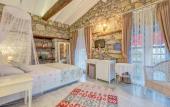 Туры в отель Alacati Eski Ev Hotel