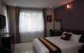 Туры в отель Bondi Hotel