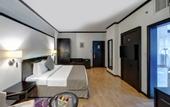 Туры в отель Grandeur Hotel