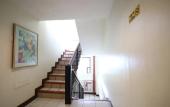 Туры в отель OYO 210 Apple Tree Suites