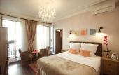 Туры в отель La Maison Gobert Paris Hotel Particulier