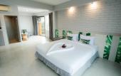 Туры в отель The Pat Hotel