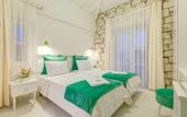 Туры в отель Villa Peri