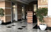 Туры в отель Hedges Court Residencies Town Hall-2 Room 3 Bed Apartment