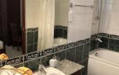 Туры в отель Hedges Court Residencies Town Hall-2 Room 3 Bed Apartment