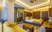 Туры в отель Reis Royal Hotel