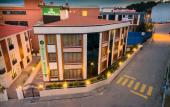 Туры в отель 12 Rooms Boutique Hotel