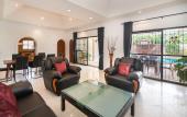Туры в отель Villa Bos Near the Beach of Jomtien
