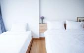 Туры в отель The LogBook Room and Cafe