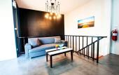 Туры в отель Villa Rajapruek Entire 3 villas 7 bedrooms near airport