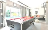 Туры в отель Villa Rajapruek Entire 3 villas 7 bedrooms near airport