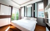 Туры в отель Villa Rajapruek Entire 3 villas 7 bedrooms near airport