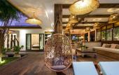 Туры в отель Metisse Villa