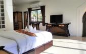 Туры в отель WOWLAND Luxury Pool Villa Pattaya Walking Street - 6 Bedrooms