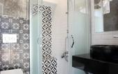 Туры в отель Redstone Hotel