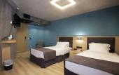 Туры в отель Redstone Hotel