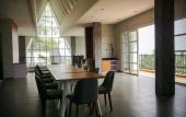 Туры в отель Are You And I Bed & Breakfast