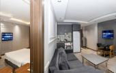 Туры в отель Comfort Suites Hotel