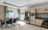 Туры в отель Trixie Town House Unit 2