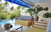 Туры в отель Beachside 3-bedroom Townhouse w Private Pool at 70 Meters From Beach