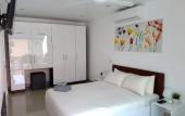 Туры в отель Beachside 3-bedroom Townhouse w Private Pool at 70 Meters From Beach
