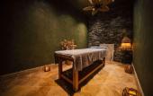 Туры в отель The Remote Hotel