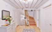 Туры в отель 9 Doors Hotel