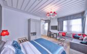 Туры в отель 9 Doors Hotel