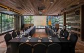 Туры в отель The Orient Jakarta, a Royal Hideaway Hotel