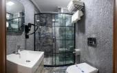 Туры в отель Luxury Airport Hotel by Zazzoni