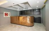 Туры в отель Luxury Airport Hotel by Zazzoni