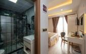 Туры в отель Luxury Airport Hotel by Zazzoni