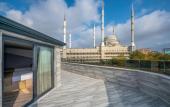 Туры в отель Luxury Airport Hotel by Zazzoni