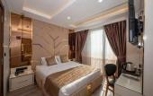 Туры в отель Luxury Airport Hotel by Zazzoni