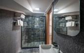 Туры в отель Luxury Airport Hotel by Zazzoni