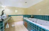 Туры в отель Luxury Four Bed Villa Jasmine, Infinity Pool, Full Staff , Chef and Breakfasts