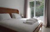 Туры в отель Perle House
